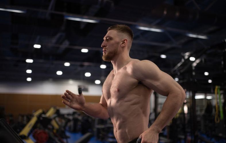 Should You Do Cardio Before or After You Lift Weights