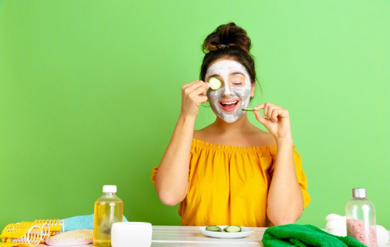 8 Effective Homemade Face Packs To Treat Dark Spots
